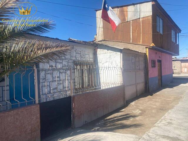 #1752 - Casa para Venta en Calama - II